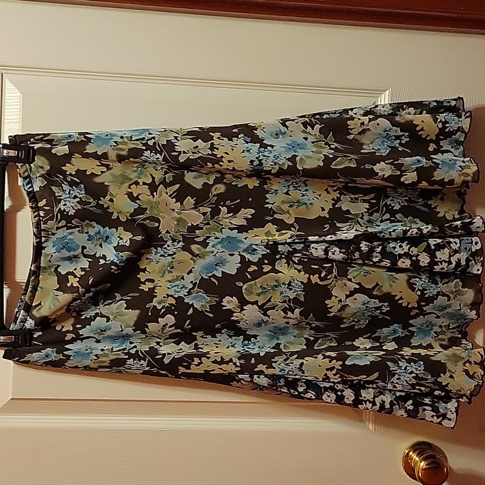 Briggs New York Petite Women's Floral Lined Skirt Size PS